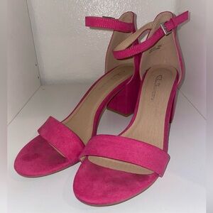 Cute stylish pink heel sandals from CL by Laundry